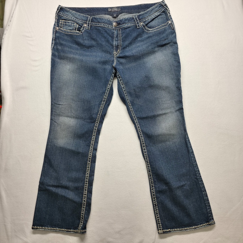 Silver Suki Women's Denim Bootcut Blue Jeans Size 17 (42x31)